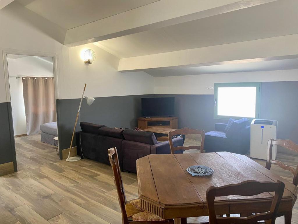 קאלבי Residence Antonia Appartements Avec Piscine Commune - Centre Ville Calvi מראה חיצוני תמונה